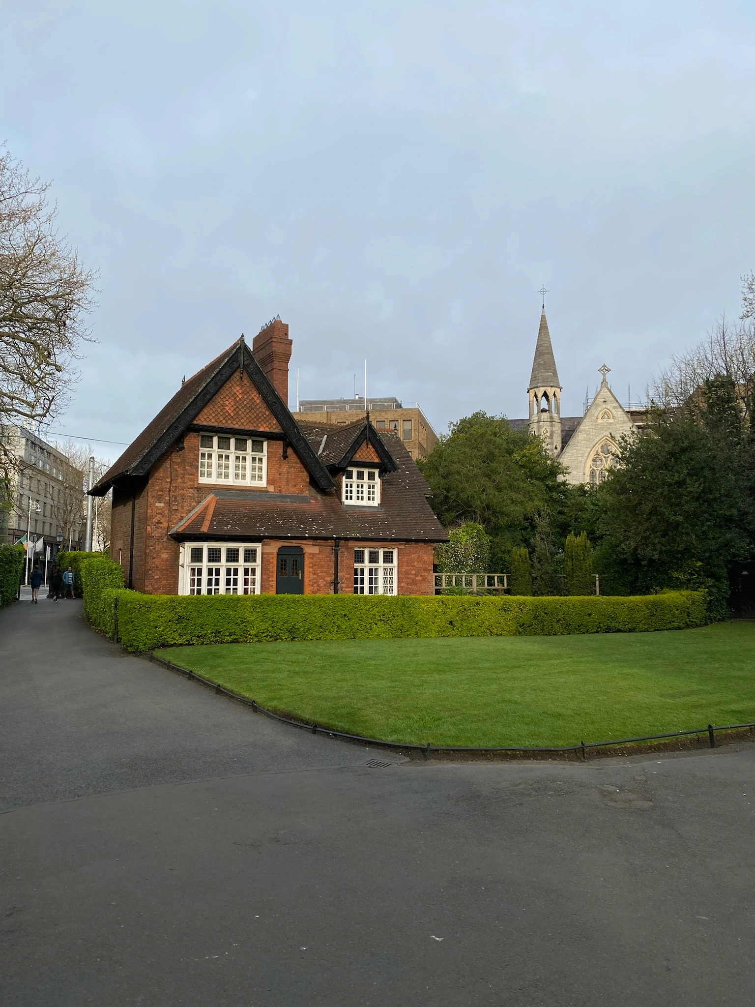 Huis in Dublin park