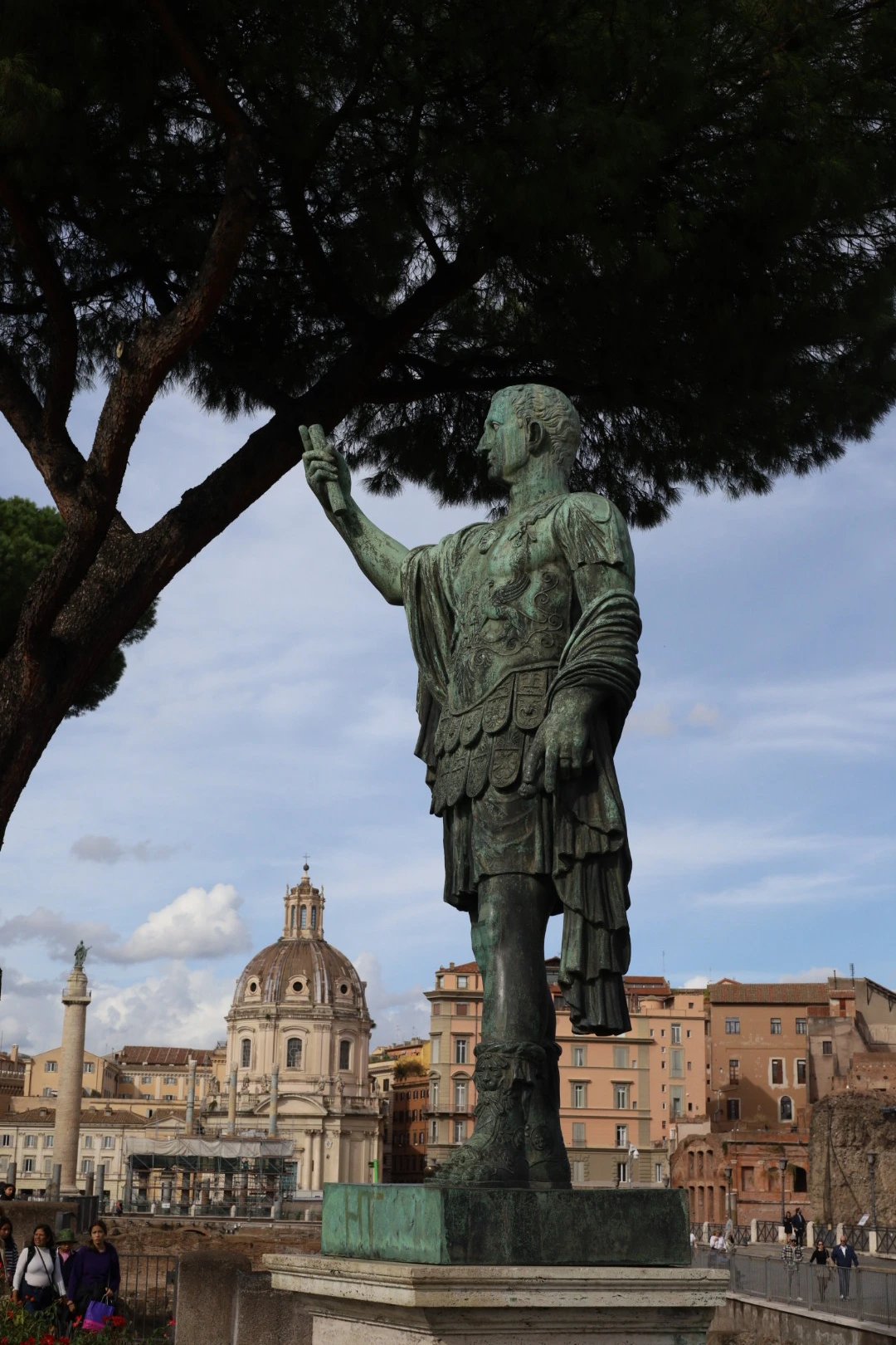Standbeeld Forum Romanum Rome