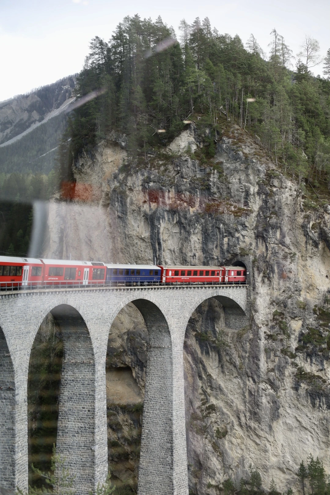 treinrondreis door Zwitserland