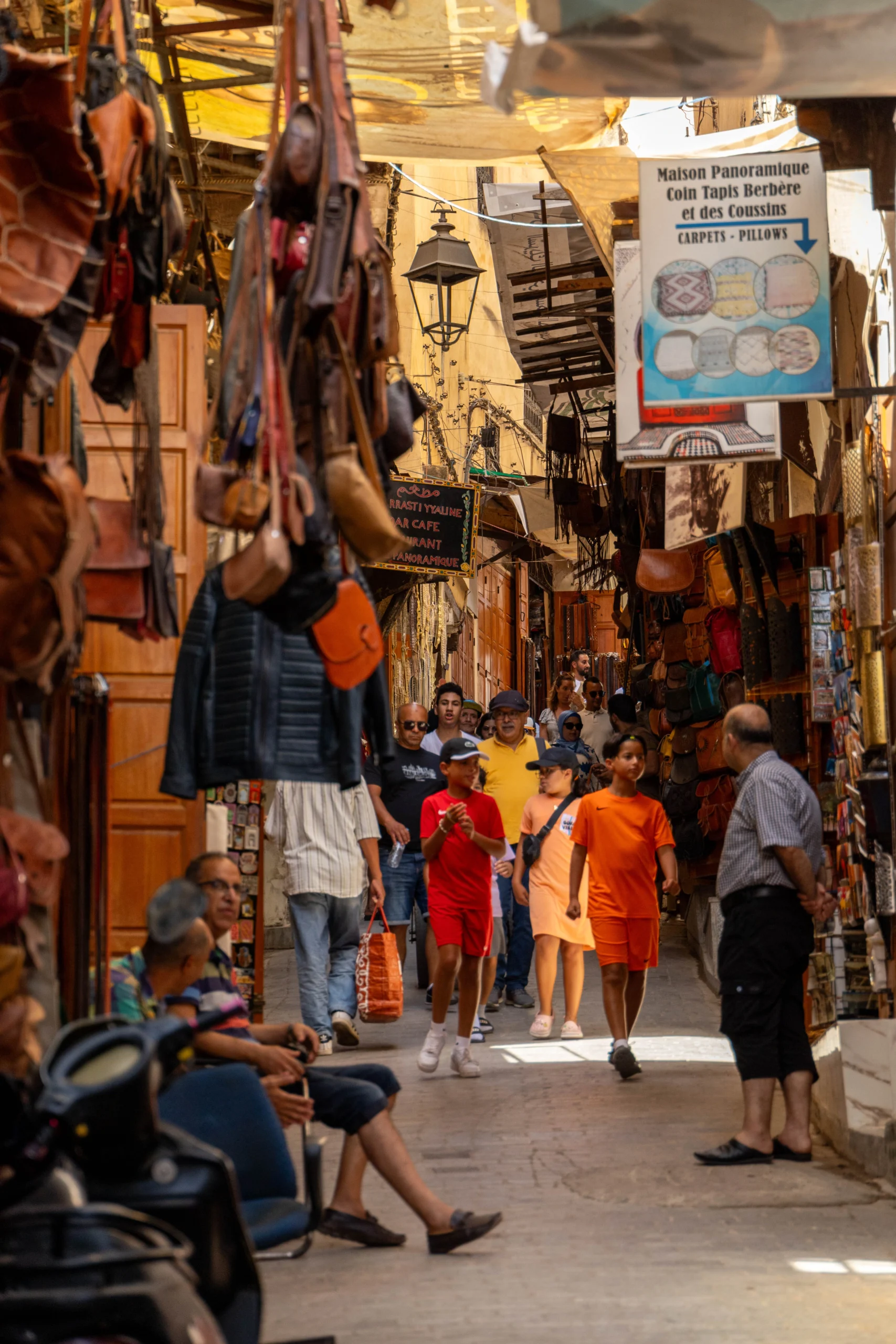 Mensen in Fes Marokko