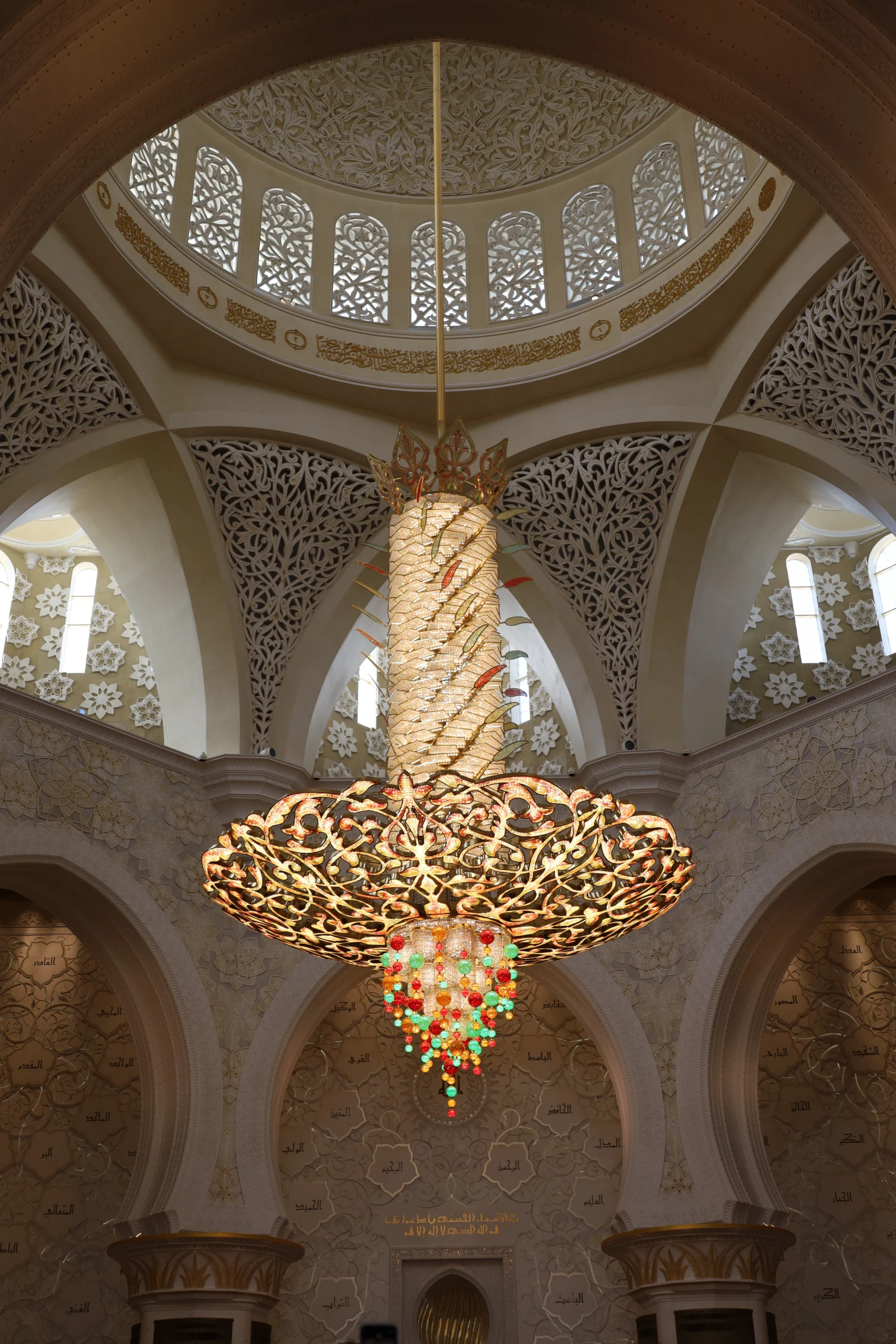 Binnenkant Sheikh Zayed Grand Mosque