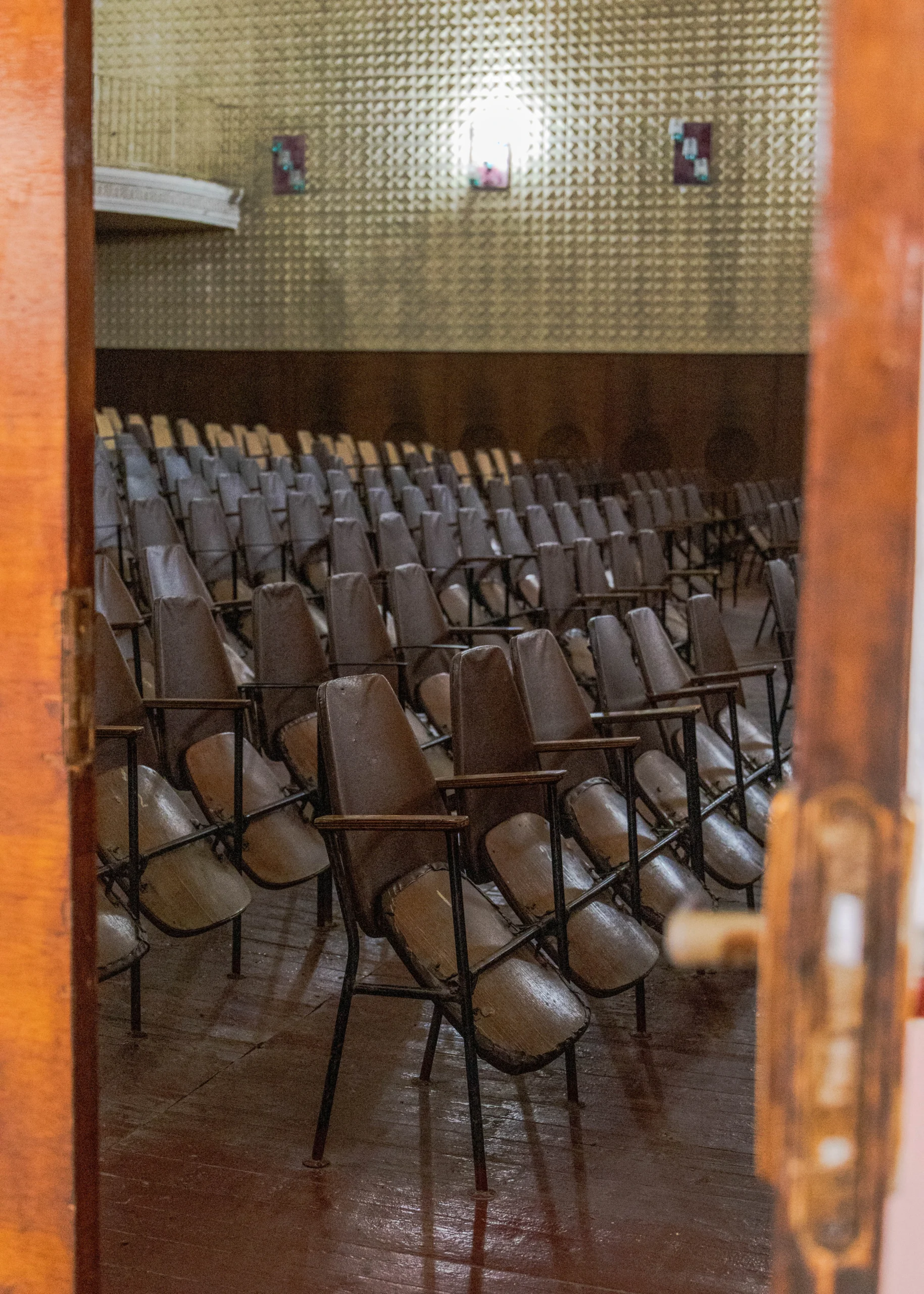 Theater stoelen huis van cultuur Pridnestrovie